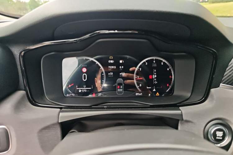 Used Lynk & Co 02 2020 High-Energy Edition 2.0T Automatic Two-Wheel Drive Pro Version Instrument Cluster