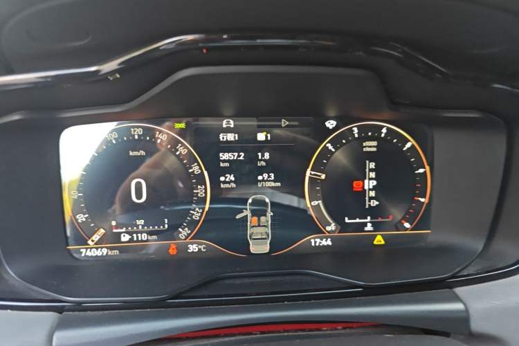 Used Lynk & Co 02 2020 1.5T DCT Two-Wheel Drive Pro Edition Instrument Cluster