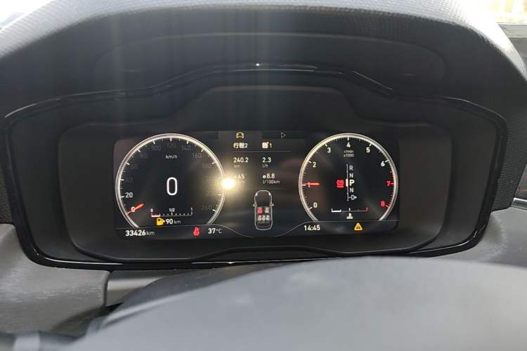 Used Lynk & Co 02 2020 1.5T DCT Two-Wheel Drive Pro Edition Instrument Cluster