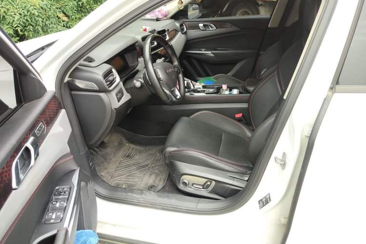 Used Lynk & Co 02 2020 1.5T DCT Two-Wheel Drive Pro Edition Left Front Seat