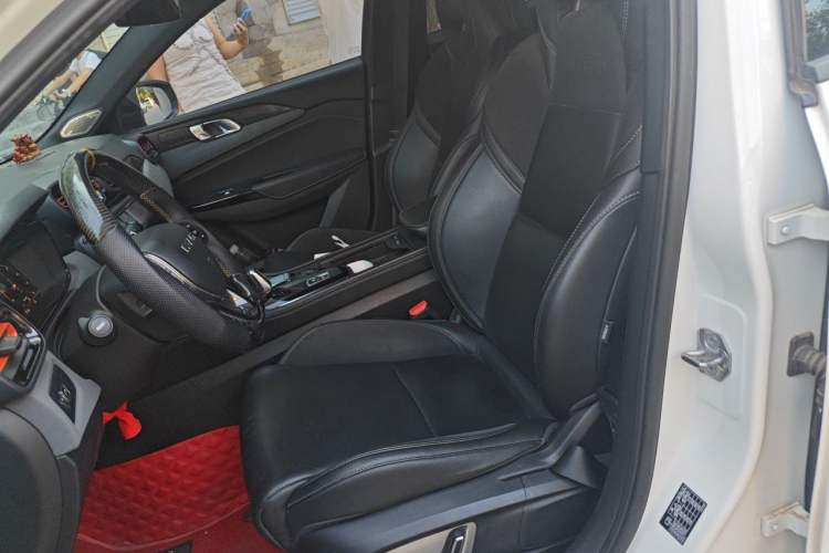 Used Lynk & Co 02 2020 1.5T DCT Two-Wheel Drive Pro Edition Left Front Seat