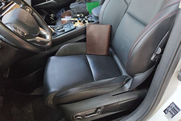 Used Lynk & Co 02 2020 1.5T DCT Two-Wheel Drive Pro Edition Left Front Seat