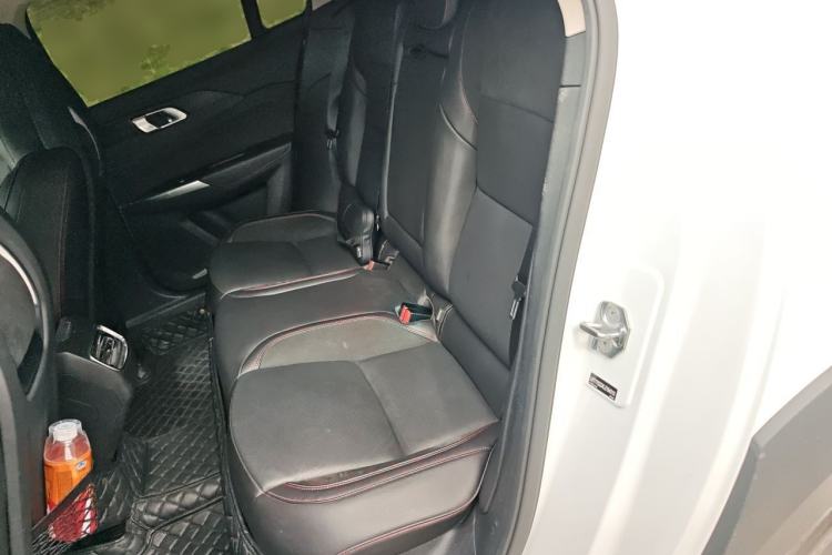 Used Lynk & Co 02 2020 High-Energy Edition 2.0T Automatic Two-Wheel Drive Pro Version Left Rear Seat