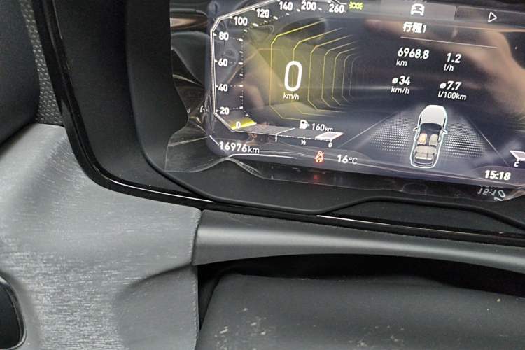 Used Lynk & Co 02 2020 1.5T DCT Two-Wheel Drive Sporty Version Odometer Close Up