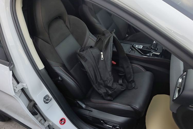 Used Lynk & Co 02 2020 1.5T DCT Two-Wheel Drive Pro Edition Right Front Seat