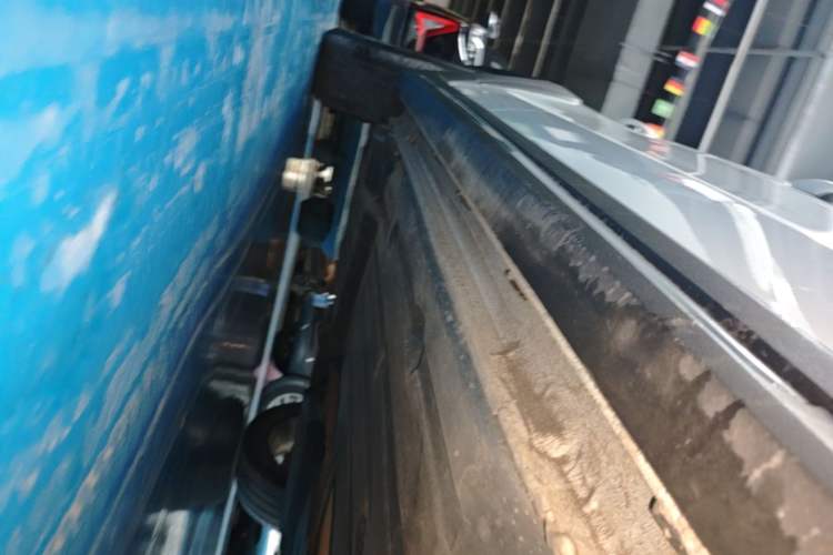 Used Lynk & Co 02 2020 High-Energy Edition 2.0T Automatic Two-Wheel Drive Pro Version Right Side Sill
