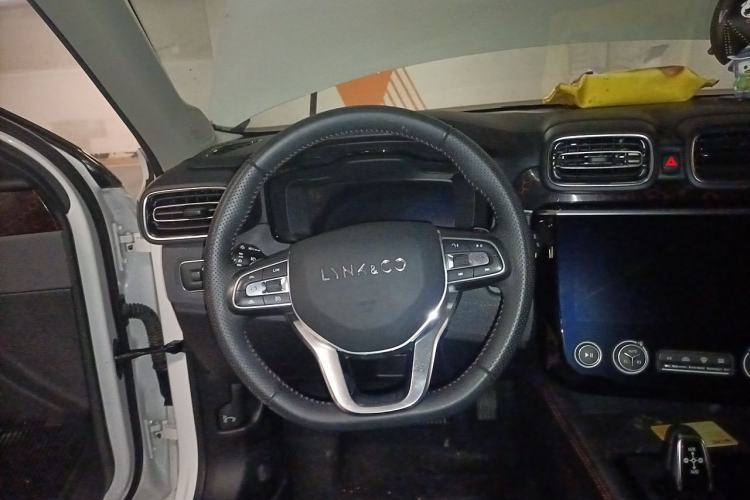 Used Lynk & Co 02 2020 1.5T DCT Two-Wheel Drive Pro Edition Steering Wheel