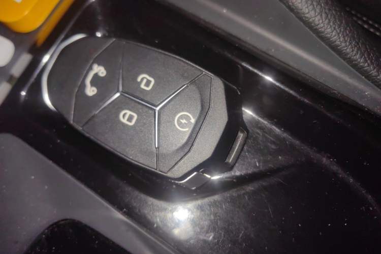 Used Lynk & Co 02 2020 1.5T DCT Two-Wheel Drive Zhaopu Version Vehicle Key