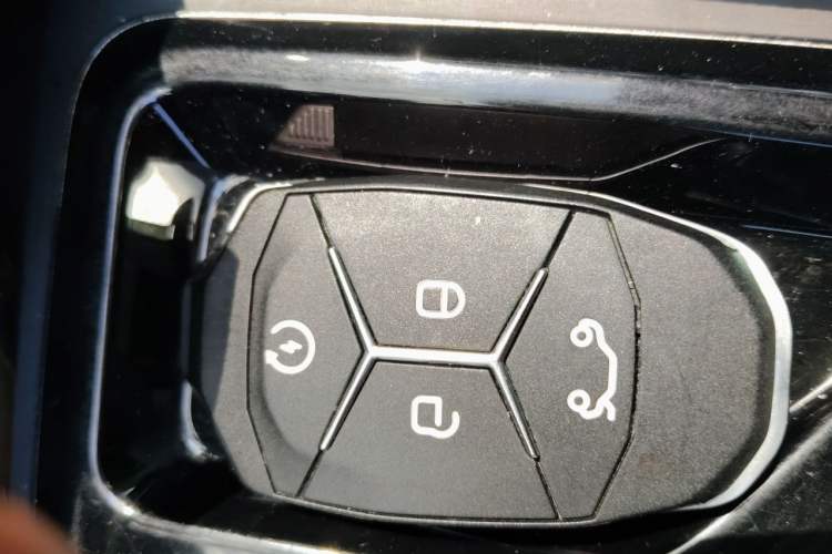 Used Lynk & Co 02 2020 1.5T DCT Two-Wheel Drive Sporty Version Vehicle Key