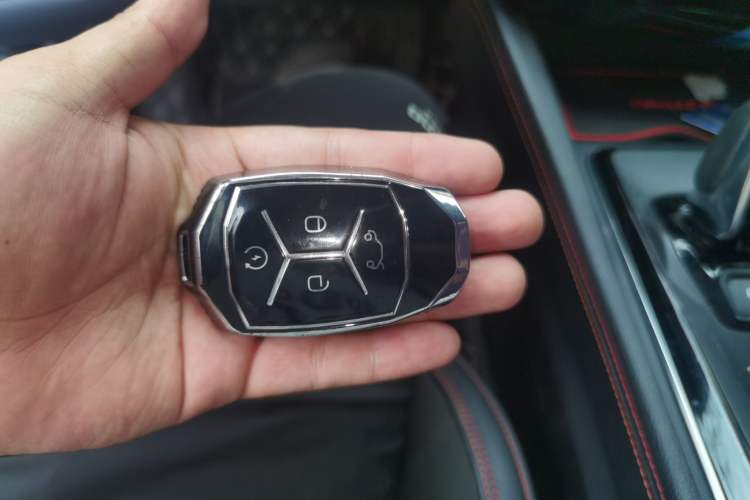 Used Lynk & Co 02 2020 1.5T DCT Two-Wheel Drive Pro Edition Vehicle Key