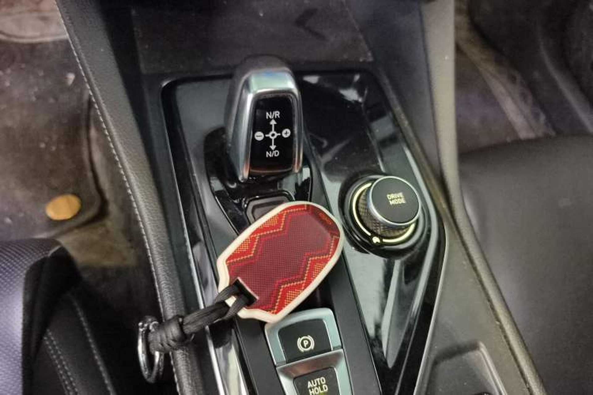 Used Lynk & Co 02 2021 2.0TD Automatic Two-Wheel Drive "Jin" Champion Edition Gear Lever