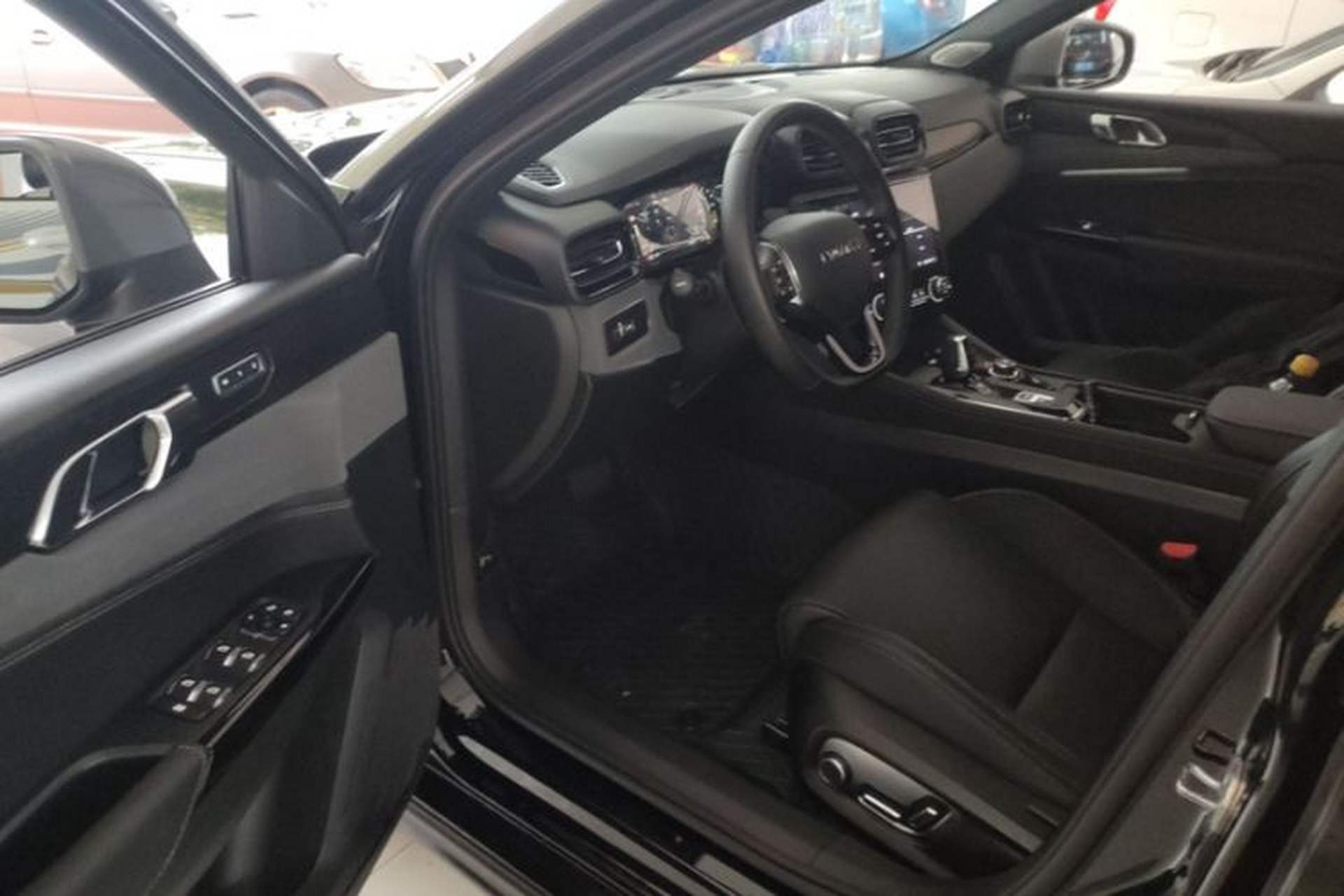 Used Lynk & Co 02 2021 2.0TD Automatic Two-Wheel Drive "Jin" Champion Edition Interior 6