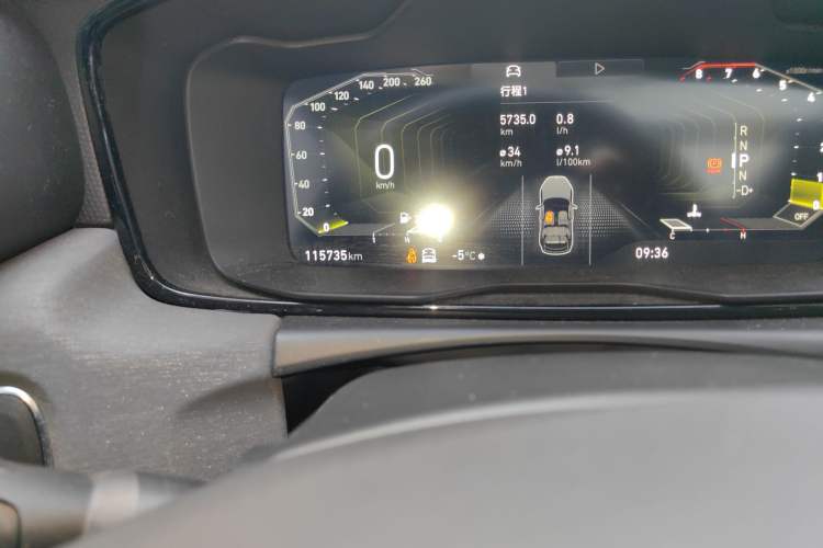Used Lynk & Co 02 2021 2.0TD Automatic Two-Wheel Drive "Jin" Champion Edition Odometer Close Up