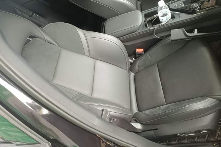 Used Lynk & Co 02 2021 2.0TD Automatic Two-Wheel Drive "Jin" Champion Edition Right Front Seat