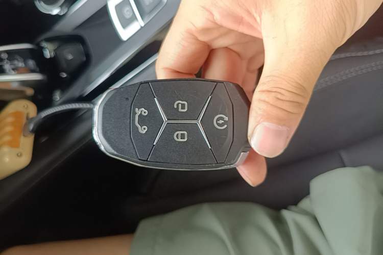Used Lynk & Co 02 2021 2.0TD Automatic Two-Wheel Drive "Jin" Champion Edition Vehicle Key