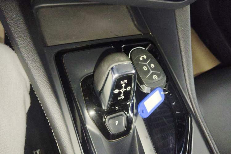 Used Lynk & Co 02 2021 1.5TD DCT Two-Wheel Drive Power Plus Gear Lever