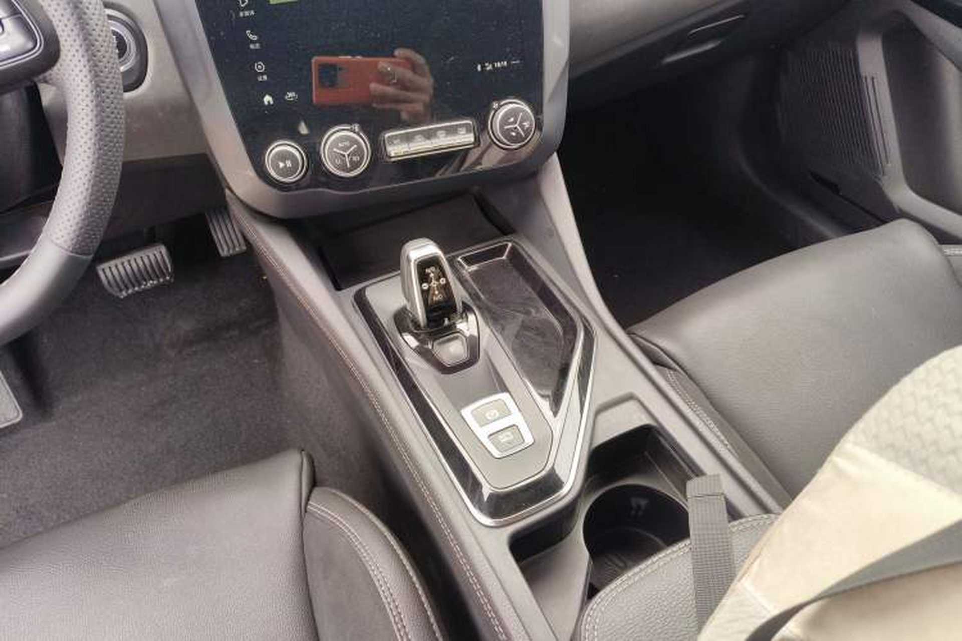 Used Lynk & Co 02 2021 1.5TD DCT Two-Wheel Drive Power Plus Gear Lever