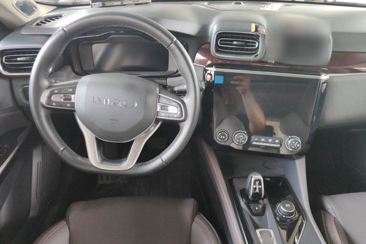 Used Lynk & Co 02 2021 2.0TD Automatic Two-Wheel Drive Zhaoshang Champion Edition Center Console