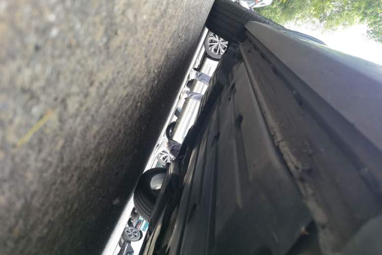 Used Lynk & Co 02 2021 2.0TD Automatic Two-Wheel Drive Zhaoshang Champion Edition Chassis Front Right