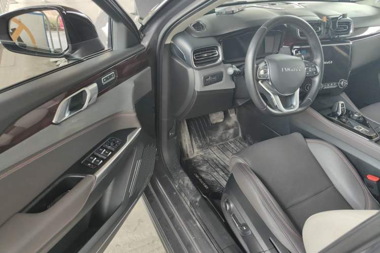 Used Lynk & Co 02 2021 2.0TD Automatic Two-Wheel Drive Zhaoshang Champion Edition Driver Seat