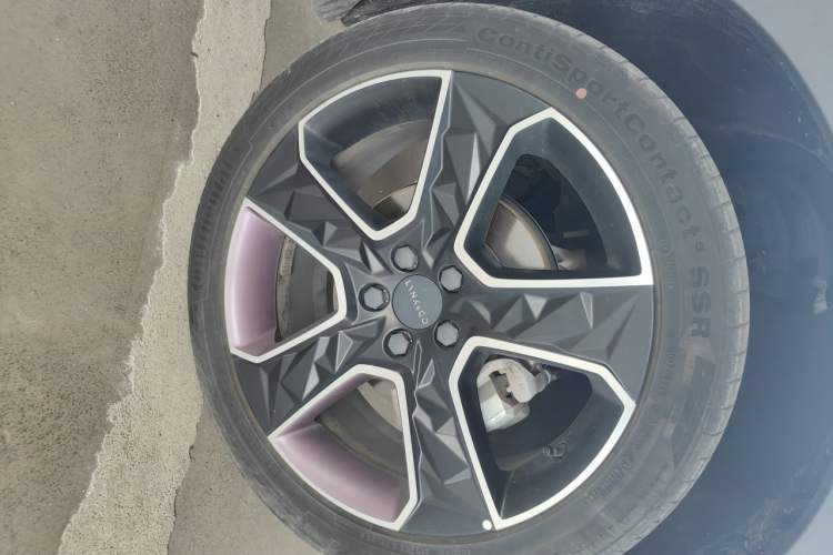 Used Lynk & Co 02 2021 2.0TD Automatic Two-Wheel Drive Zhaoshang Champion Edition Right Front Wheel Hub