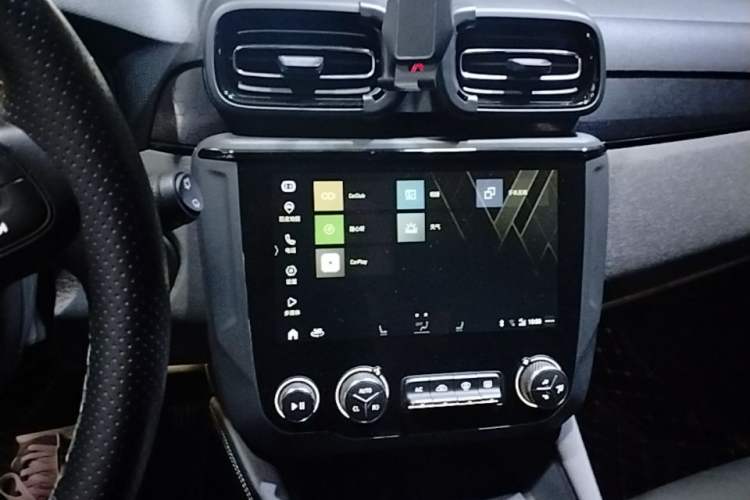 Used Lynk & Co 02 2021 1.5TD DCT Two-Wheel Drive Champion Edition Audio And AC Panel