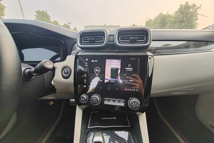Used Lynk & Co 02 2021 2.0TD Automatic Two-Wheel Drive Zhaoshang Champion Edition Audio And AC Panel