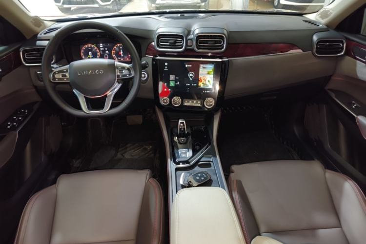 Used Lynk & Co 02 2021 1.5TD DCT Two-Wheel Drive Zhaoyao Plus Center Console