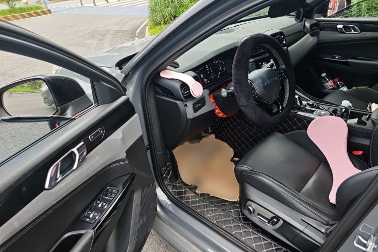 Used Lynk & Co 02 2021 2.0TD Automatic Two-Wheel Drive "Jin" Champion Edition Driver Seat