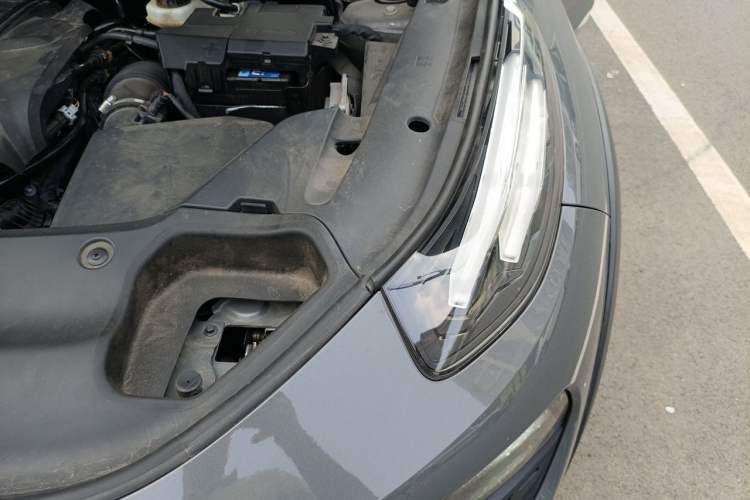 Used Lynk & Co 02 2021 1.5TD DCT Two-Wheel Drive Champion Edition Engine Bay Left
