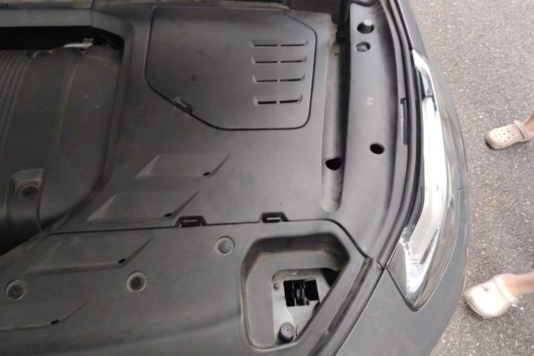 Used Lynk & Co 02 2021 2.0TD Automatic Two-Wheel Drive Zhaoshang Champion Edition Engine Bay Left