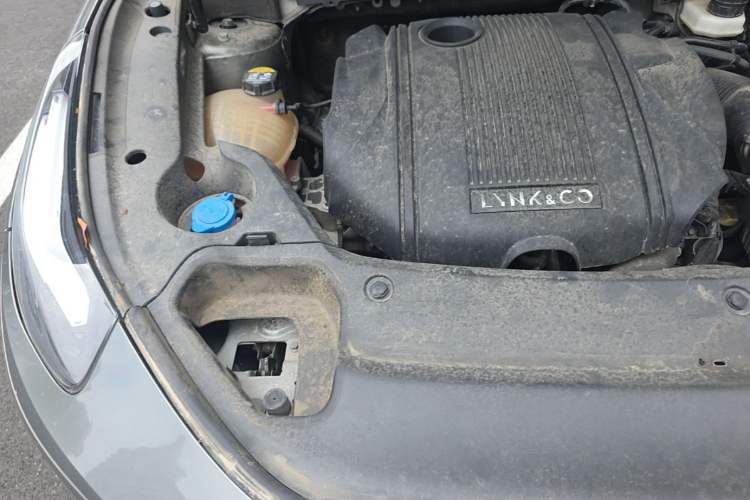 Used Lynk & Co 02 2021 1.5TD DCT Two-Wheel Drive Zhaoyao Plus Engine Bay Right