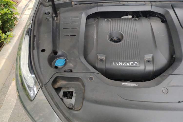 Used Lynk & Co 02 2021 2.0TD Automatic Two-Wheel Drive Zhaoshang Champion Edition Engine Bay Right