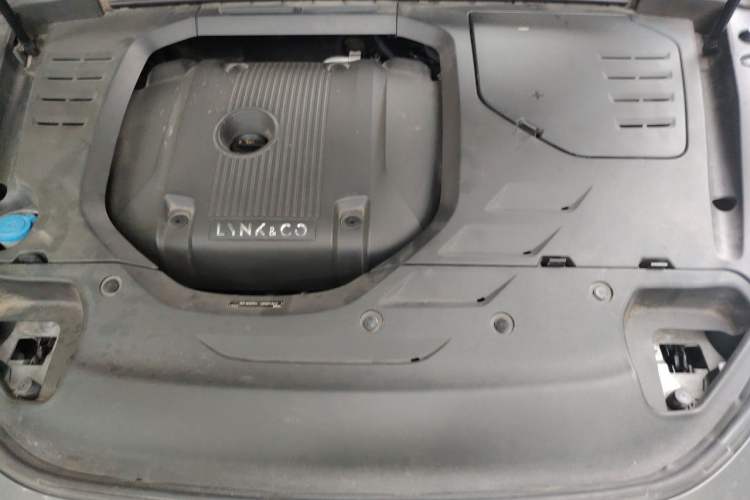 Used Lynk & Co 02 2021 2.0TD Automatic Two-Wheel Drive Zhaoshang Champion Edition Engine Bay