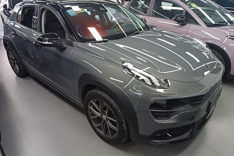Used Lynk & Co 02 2021 1.5TD DCT Two-Wheel Drive Champion Edition Front Right 45 Deg