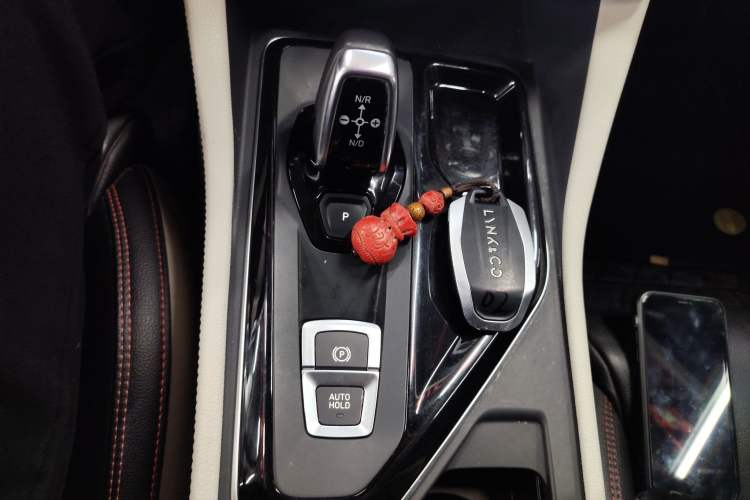 Used Lynk & Co 02 2021 1.5TD DCT Two-Wheel Drive Champion Edition Gear Lever