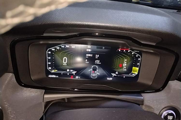 Used Lynk & Co 02 2021 1.5TD DCT Two-Wheel Drive Champion Edition Instrument Cluster