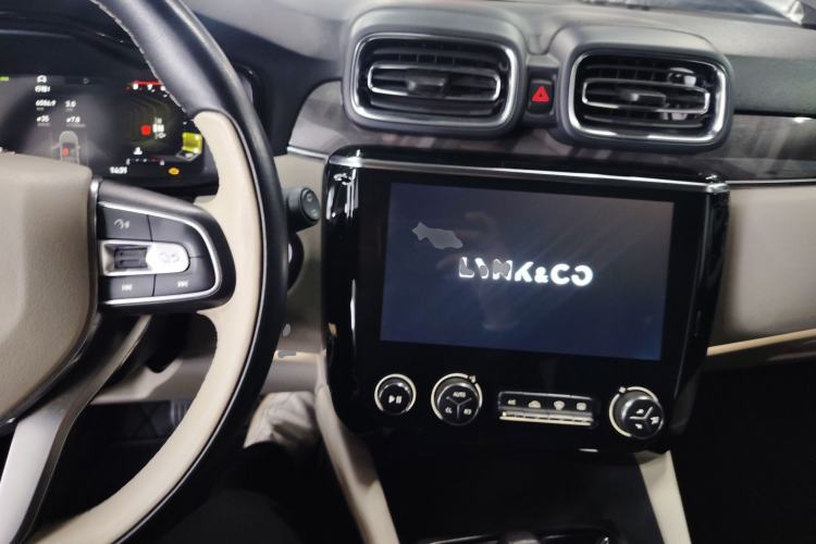 Used Lynk & Co 02 2021 1.5TD DCT Two-Wheel Drive Champion Edition Interior 2