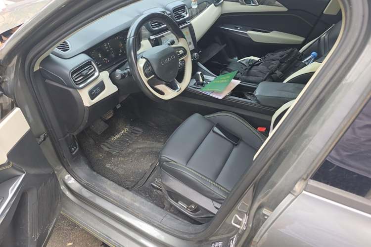 Used Lynk & Co 02 2021 1.5TD DCT Two-Wheel Drive Zhaoyao Plus Left Front Seat