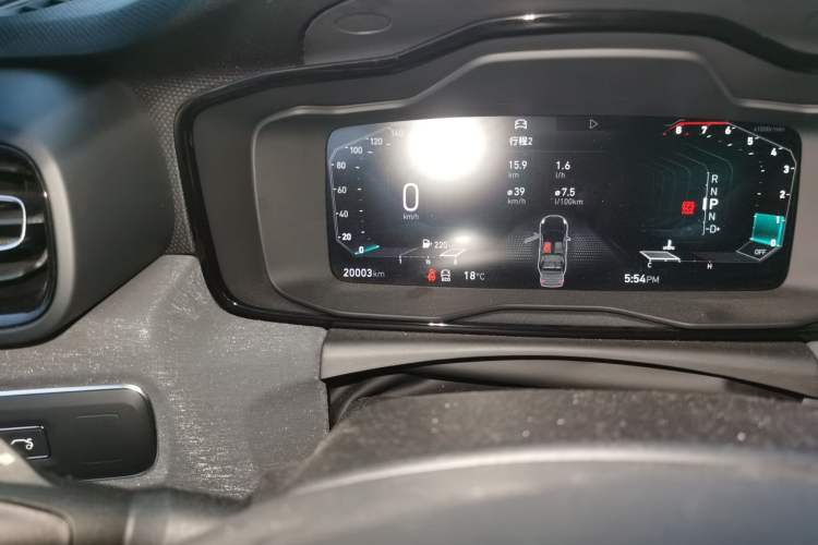 Used Lynk & Co 02 2021 1.5TD DCT Two-Wheel Drive Power Plus Odometer Close Up