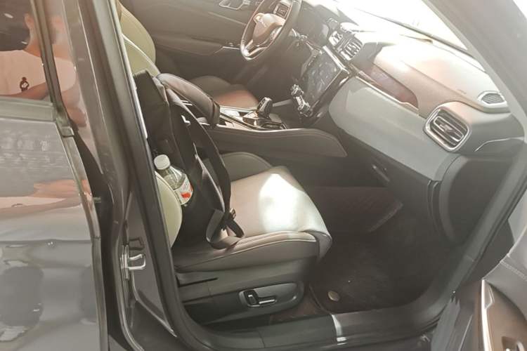 Used Lynk & Co 02 2021 1.5TD DCT Two-Wheel Drive Champion Edition Right Front Seat