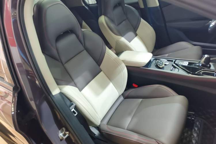 Used Lynk & Co 02 2021 1.5TD DCT Two-Wheel Drive Zhaoyao Plus Right Front Seat