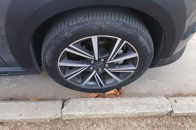 Used Lynk & Co 02 2021 1.5TD DCT Two-Wheel Drive Champion Edition Right Front Wheel Hub