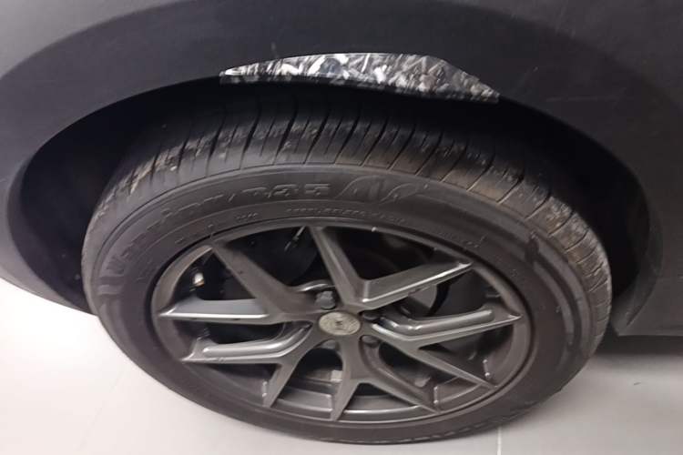 Used Lynk & Co 02 2021 1.5TD DCT Two-Wheel Drive Champion Edition Right Rear Wheel Hub