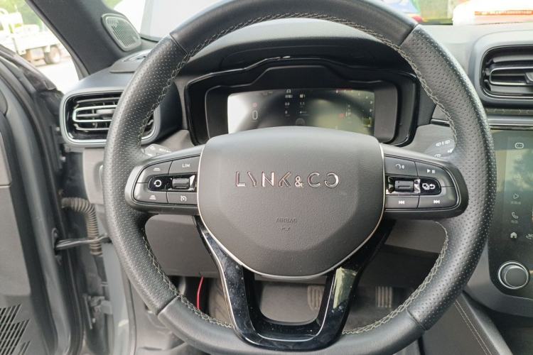 Used Lynk & Co 02 2021 1.5TD DCT Two-Wheel Drive Champion Edition Steering Wheel