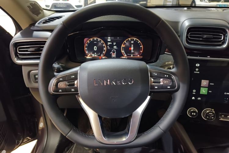 Used Lynk & Co 02 2021 1.5TD DCT Two-Wheel Drive Zhaoyao Plus Steering Wheel