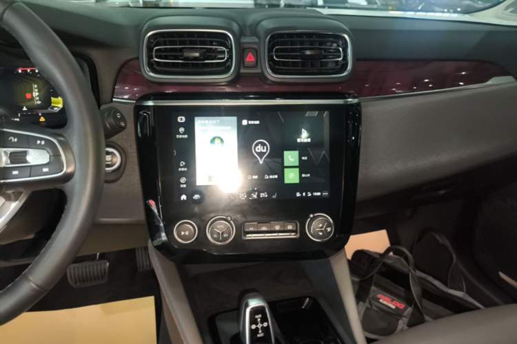 Used Lynk & Co 02 2021 1.5TD DCT Two-Wheel Drive Champion Edition Audio And AC Panel