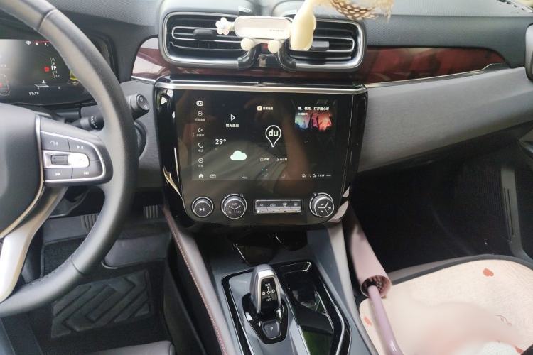 Used Lynk & Co 02 2021 1.5TD DCT Two-Wheel Drive Champion Edition Audio And AC Panel