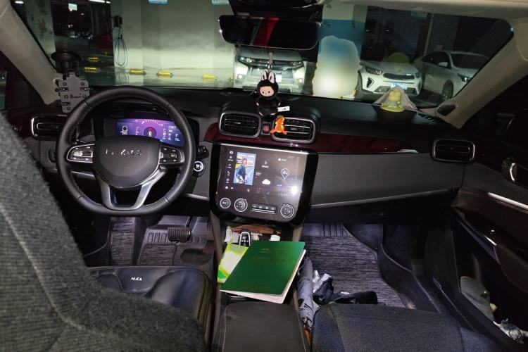 Used Lynk & Co 02 2021 2.0TD Automatic Two-Wheel Drive Zhaoshang Champion Edition Center Console