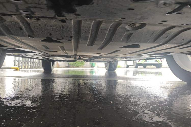 Used Lynk & Co 02 2021 2.0TD Automatic Two-Wheel Drive Zhaoshang Champion Edition Chassis Front